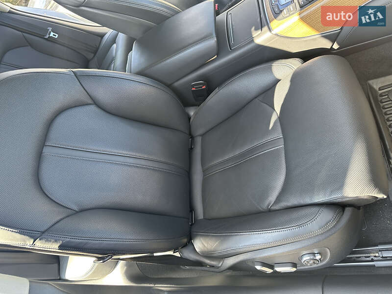 Седан Audi A6 2015 в Черновцах