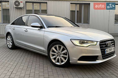 Седан Audi A6 2011 в Мукачево