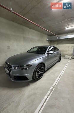 Седан Audi A6 2016 в 