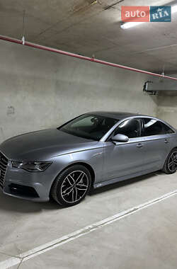 Седан Audi A6 2016 в 