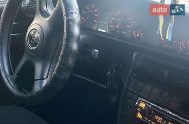 Седан Audi A6 1994 в 