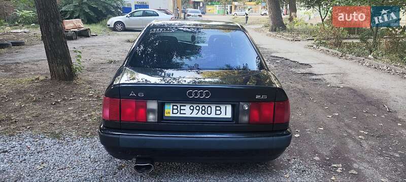 Седан Audi A6 1994 в Кривом Роге