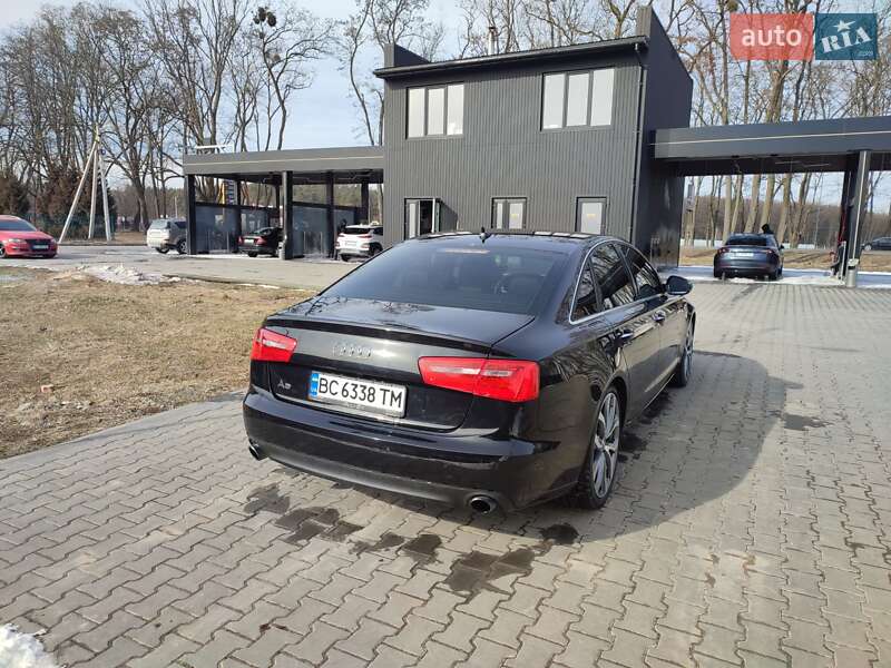 Седан Audi A6 2014 в 