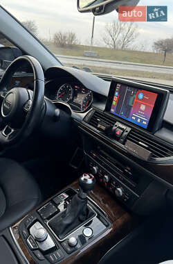 Седан Audi A6 2015 в 