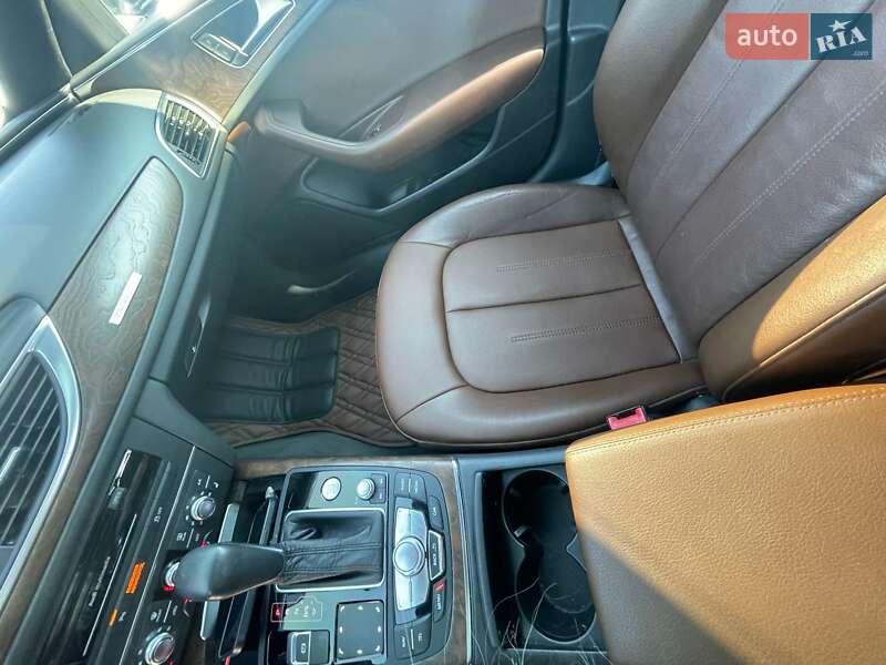 Седан Audi A6 2015 в Киеве