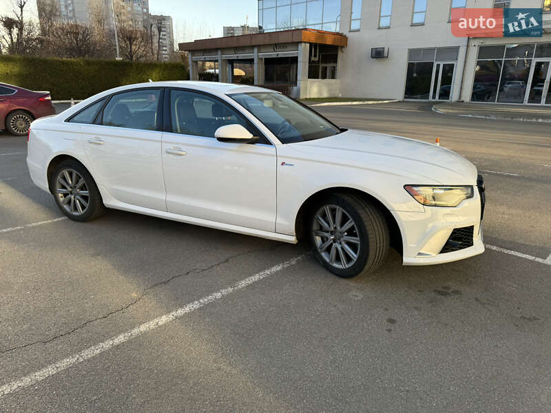 Седан Audi A6 2014 в Киеве