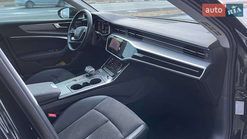 Седан Audi A6 2020 в Ужгороде