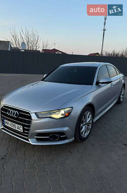 Седан Audi A6 2016 в 