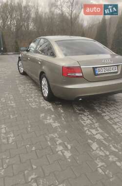 Седан Audi A6 2004 в Тячеве