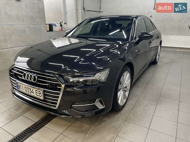 Седан Audi A6 2018 в Киеве