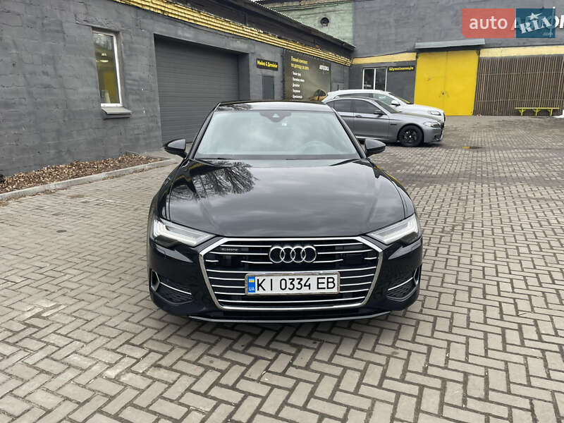 Седан Audi A6 2018 в Киеве