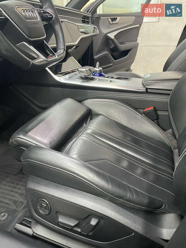 Седан Audi A6 2018 в Киеве