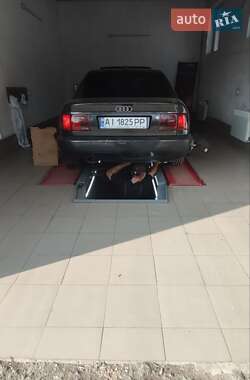 Седан Audi A6 1996 в 