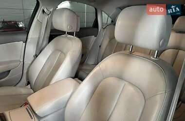 Седан Audi A6 2012 в 