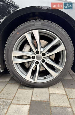 Универсал Audi A6 2019 в 