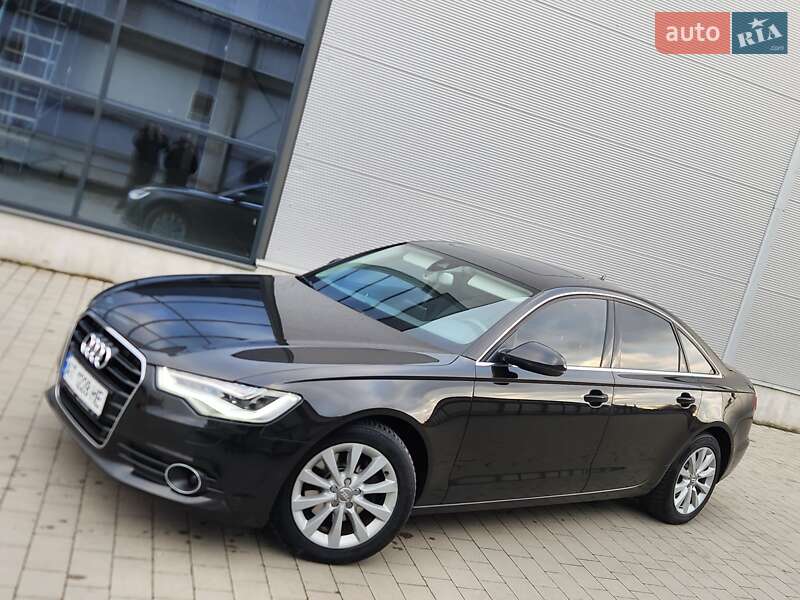 Седан Audi A6 2012 в Ивано-Франковске