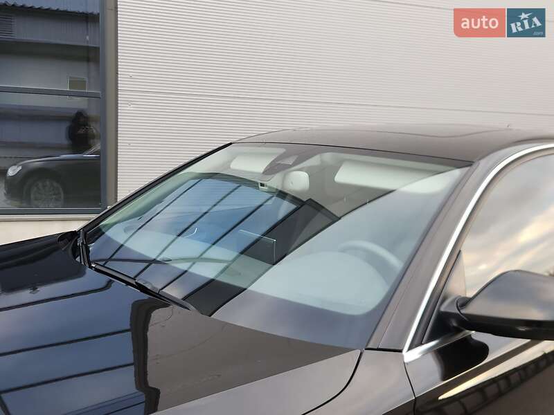 Седан Audi A6 2012 в Ивано-Франковске