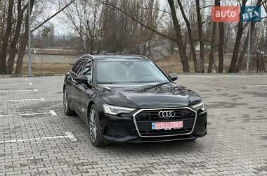 Универсал Audi A6 2018 в 