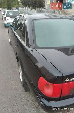 Седан Audi A6 1995 в 