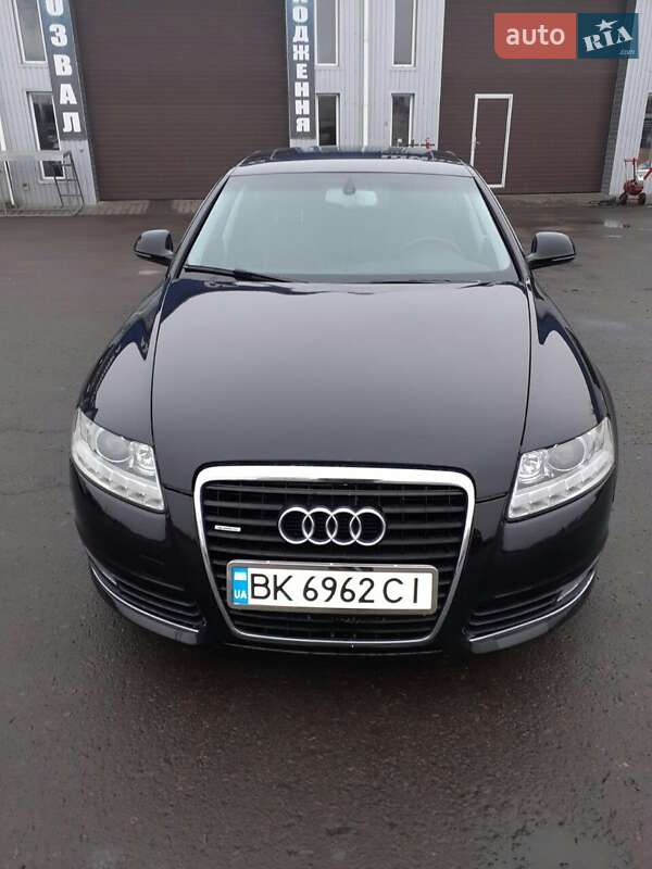 Седан Audi A6 2010 в Ровно