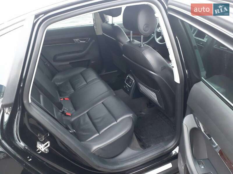 Седан Audi A6 2010 в Ровно