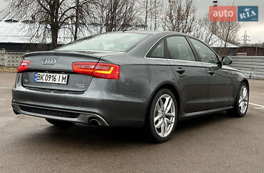 Седан Audi A6 2014 в 