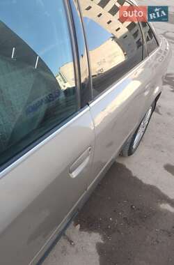 Седан Audi A6 2000 в 