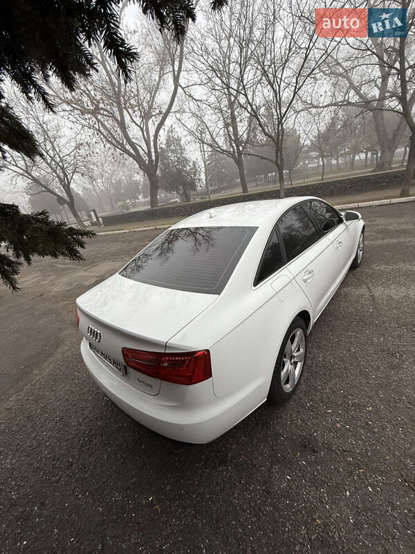 Седан Audi A6 2013 в Одессе