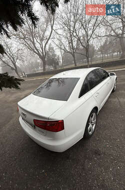 Седан Audi A6 2013 в 