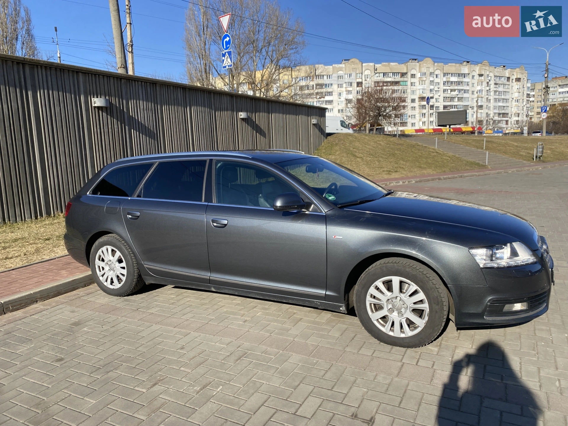 2010 Audi A6 - мініатюра 4