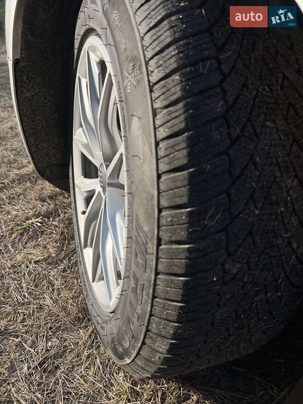 Седан Audi A6 2008 в Пулинах