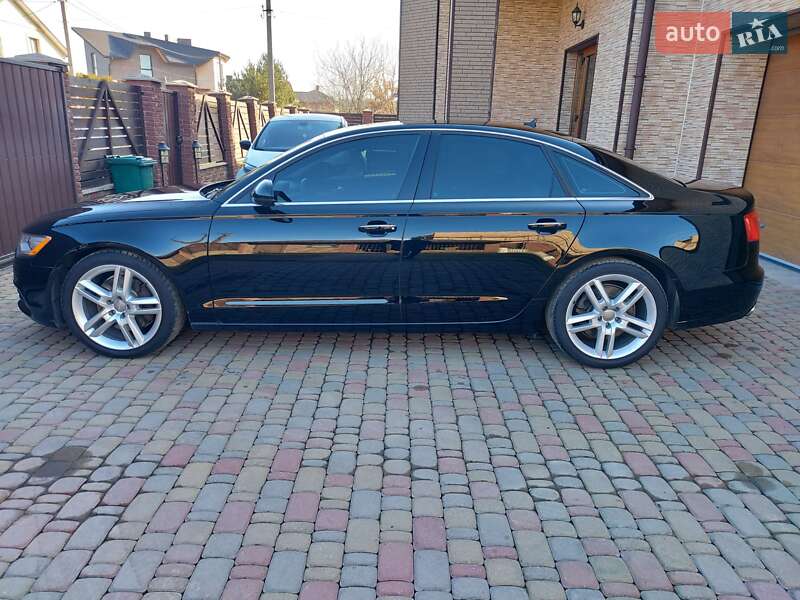 Седан Audi A6 2014 в Ровно