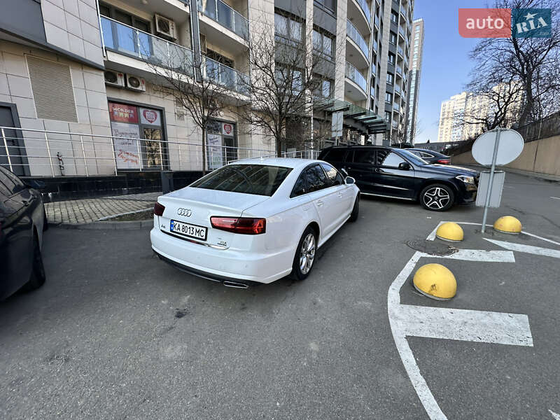 Седан Audi A6 2015 в Киеве