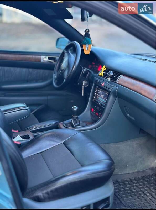 Седан Audi A6 1998 в Виноградове