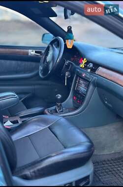Седан Audi A6 1998 в 