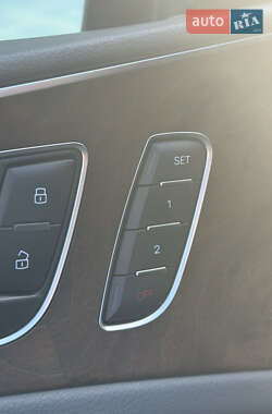 Седан Audi A6 2011 в 