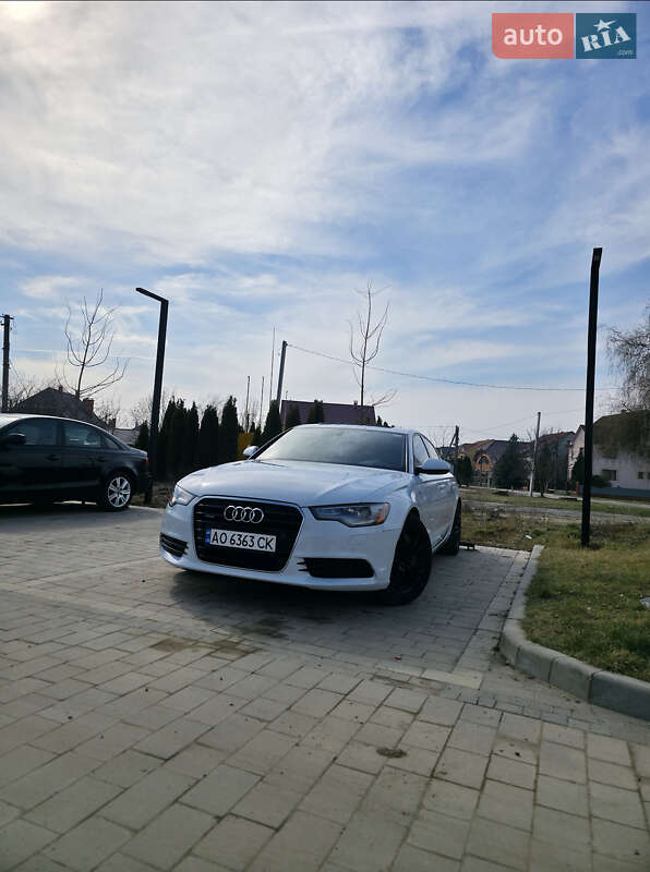 Седан Audi A6 2013 в Ужгороде