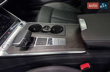Седан Audi A6 2020 в 