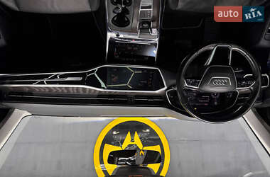 Седан Audi A6 2020 в 