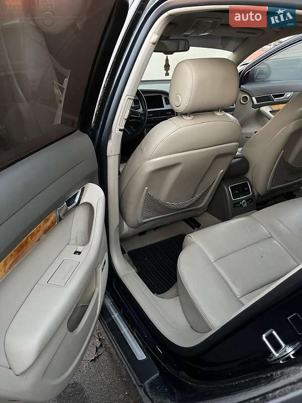 Седан Audi A6 2009 в Гайсину