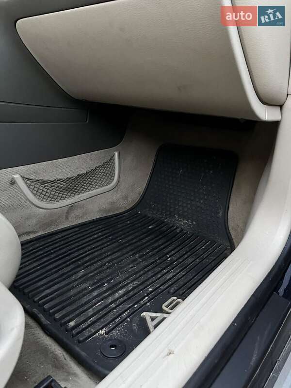 Седан Audi A6 2009 в Гайсину