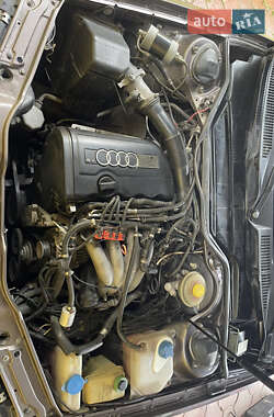 Седан Audi A6 1996 в 