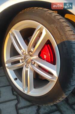 Седан Audi A6 2016 в 