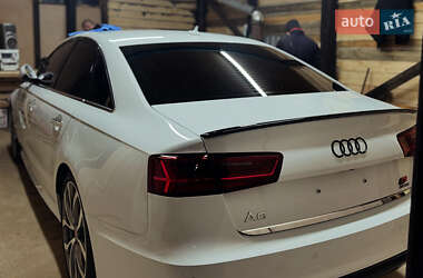 Седан Audi A6 2016 в 