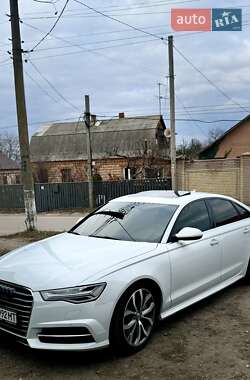 Седан Audi A6 2016 в 