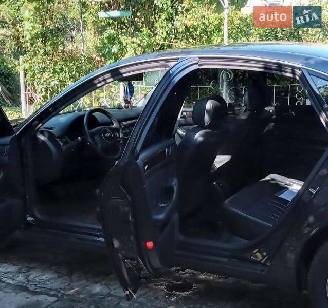 Седан Audi A6 1999 в Светловодске