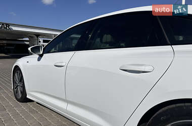 Седан Audi A6 2019 в 