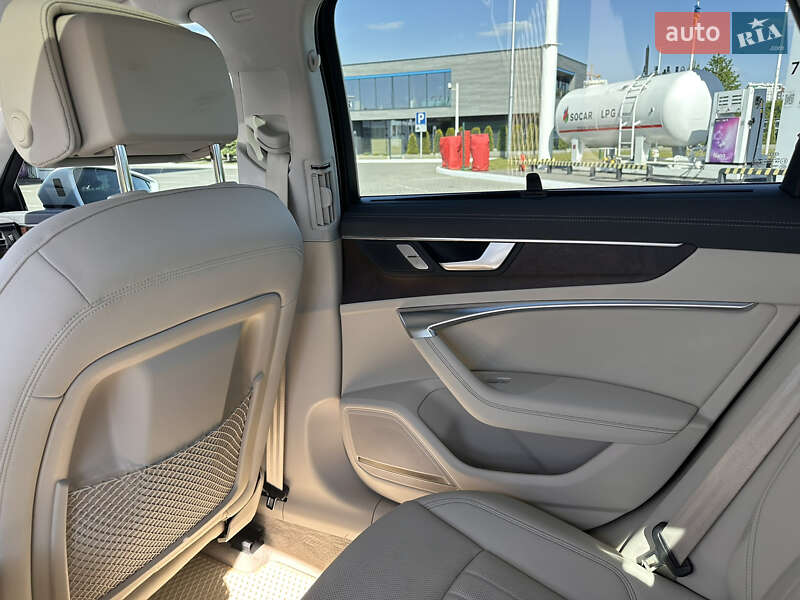 Седан Audi A6 2019 в Львове