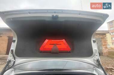 Седан Audi A6 2002 в 