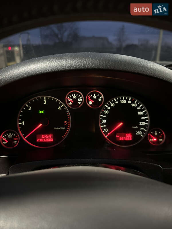 Седан Audi A6 2002 в Чернівцях